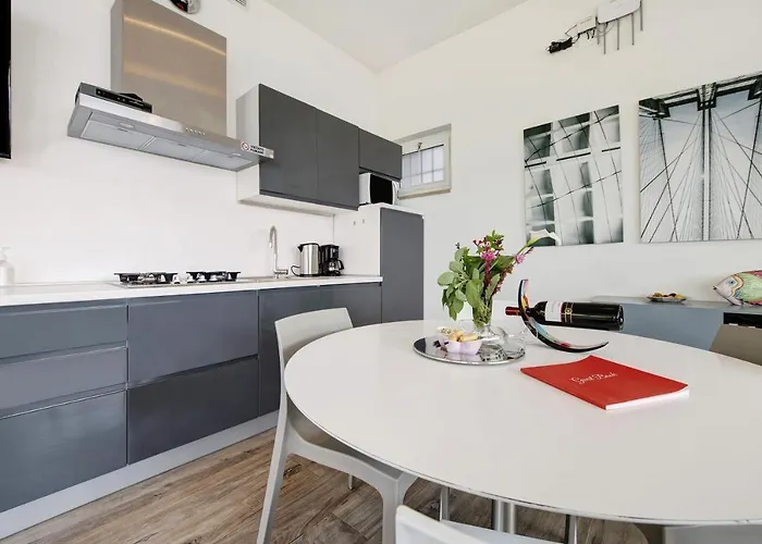 Apartament La Mignon Terrazza Torri Del Benaco