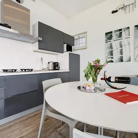 Apartament La Mignon Terrazza Torri Del Benaco