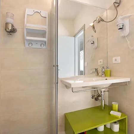 Apartament La Mignon Terrazza Torri Del Benaco