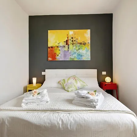 La Mignon Terrazza Daire Torri Del Benaco