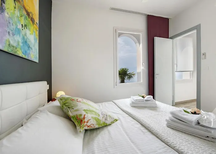 Lejlighed La Mignon Terrazza Torri Del Benaco