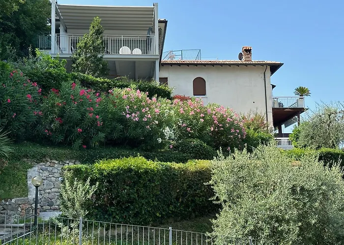 La Mignon Terrazza Torri Del Benaco
